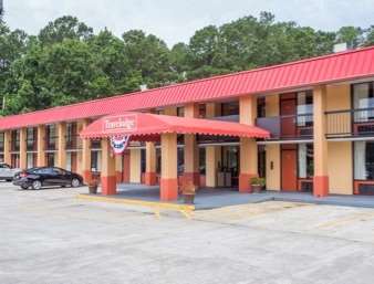 Travelodge By Wyndham Savannah Area/richmond Hill Richmond Hill
